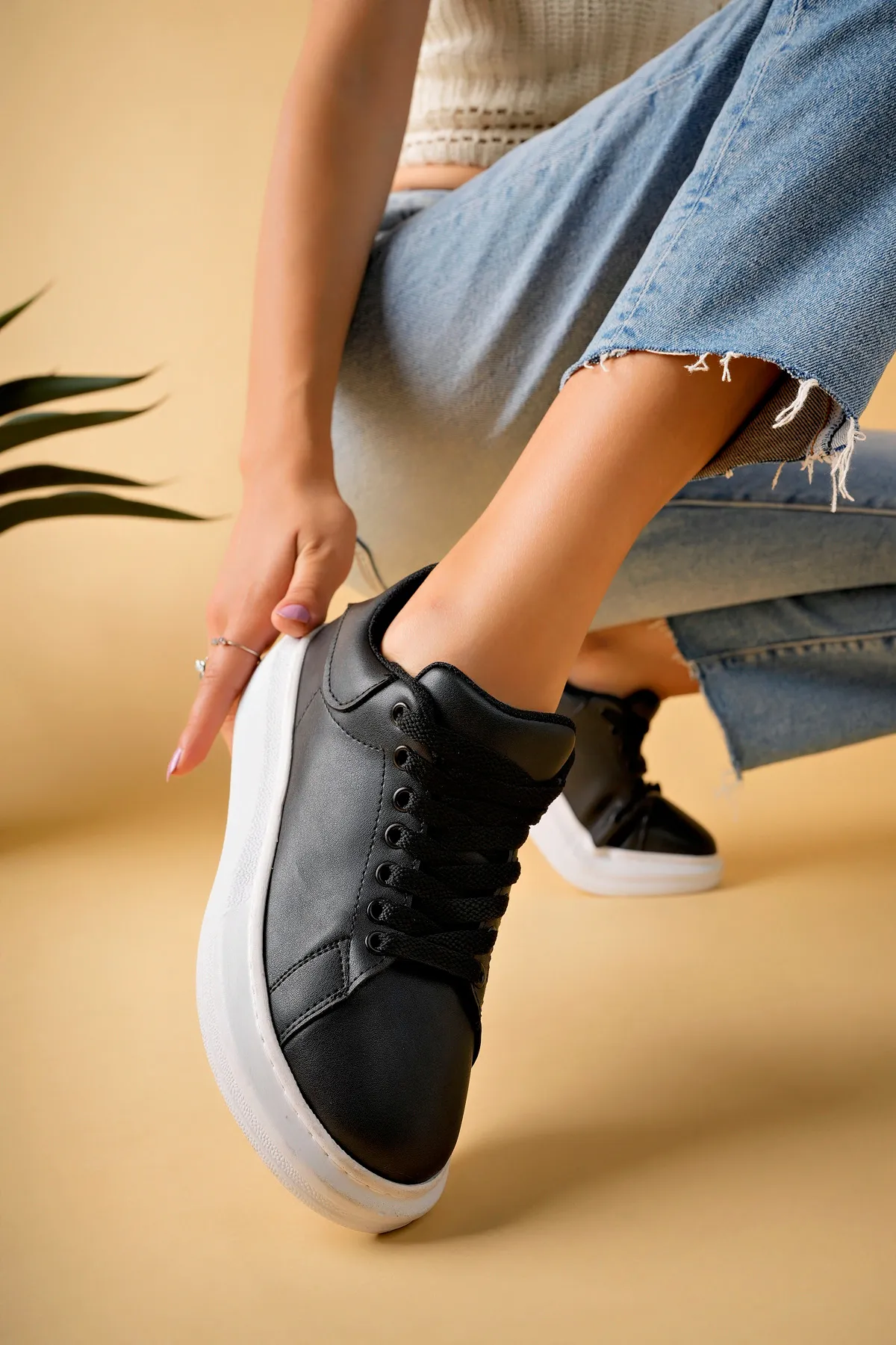 Luis a Costa LC101 Siyah Cilt Beyaz Taban Kadın Sneaker - 6