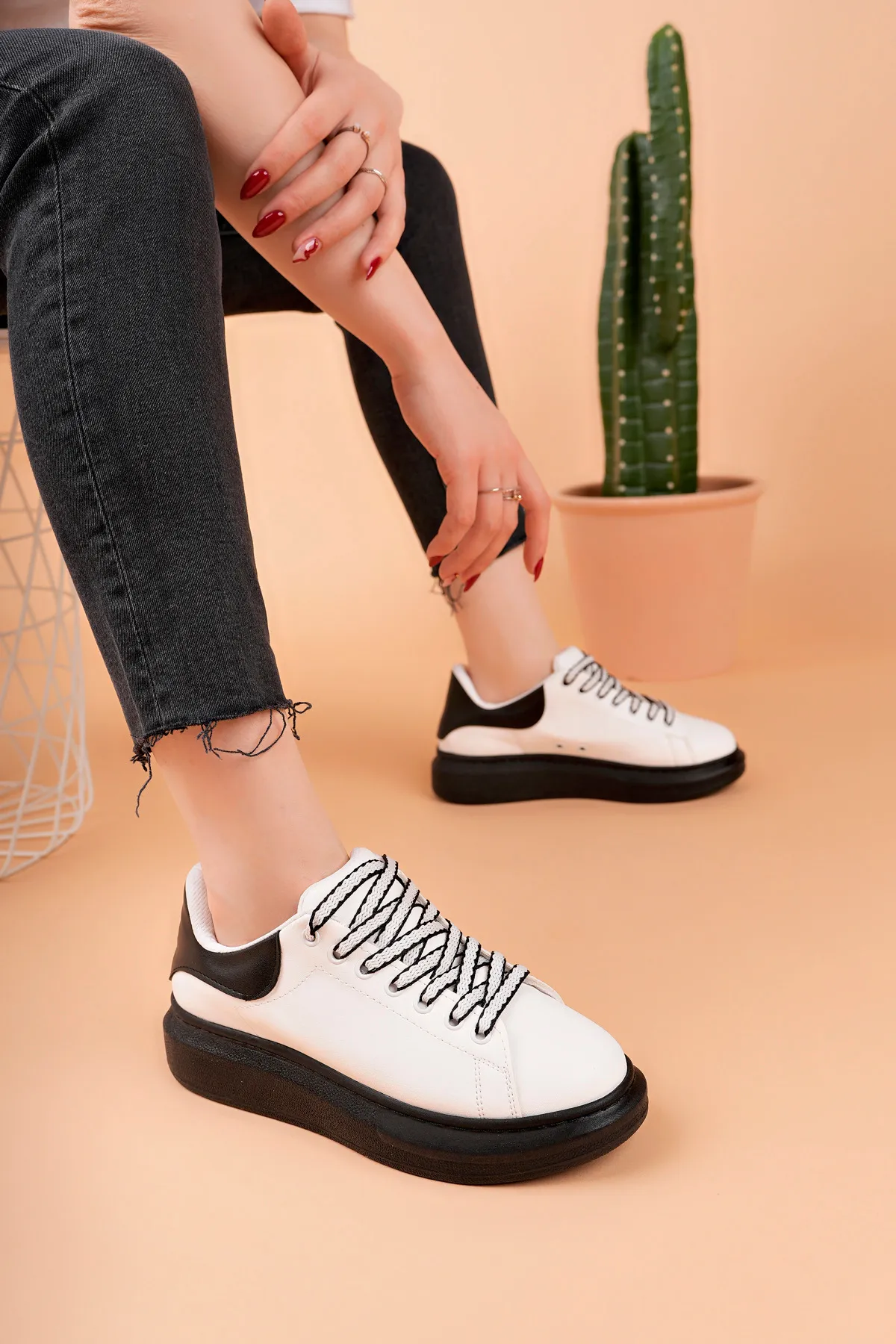 Luis a Costa LC107 Beyaz Arka Siyah ST Bağcıklı Kadın Ayakkabı - 3