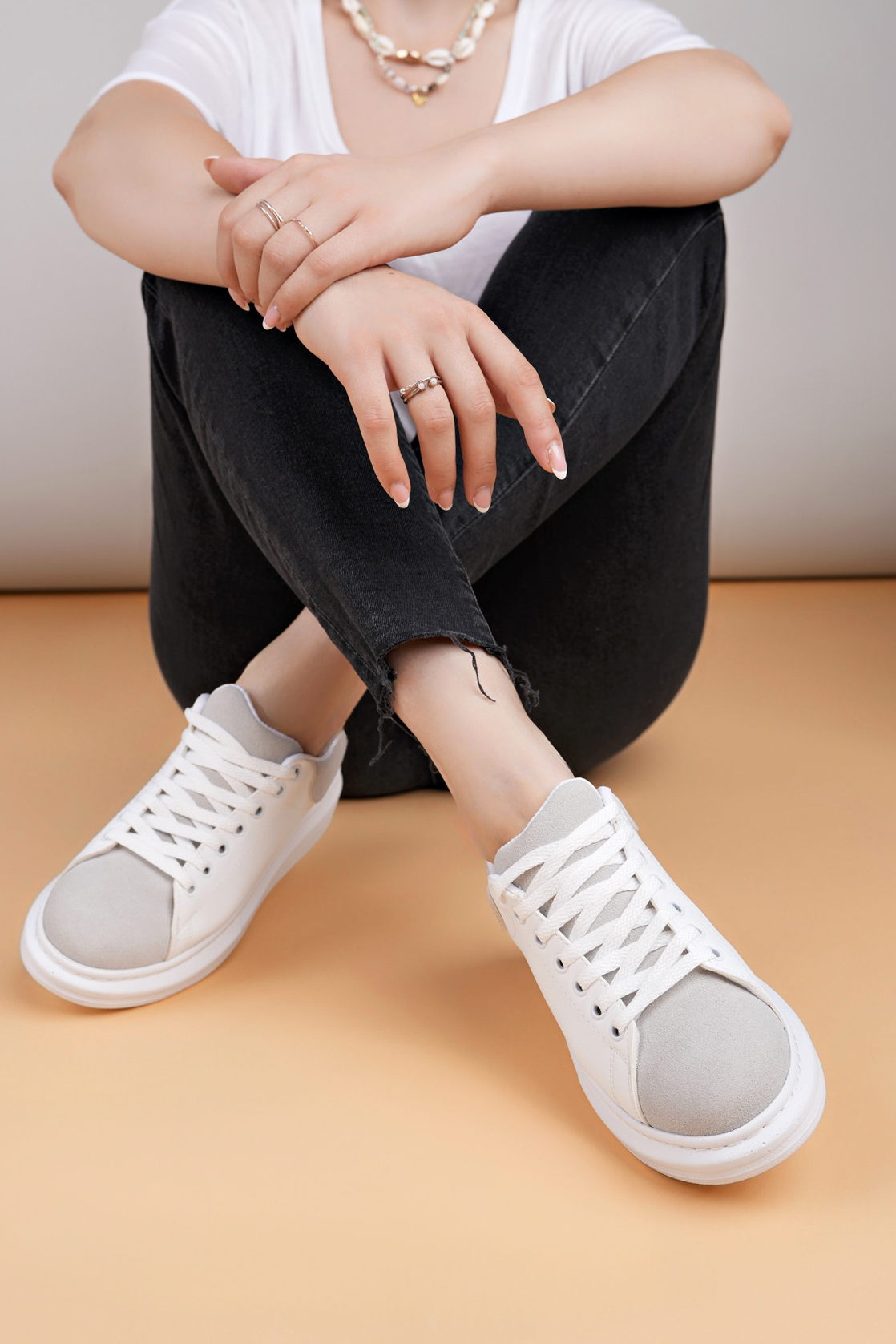 Luis a Costa LC109 Beyaz Gri Süet Kadın Sneaker - 3